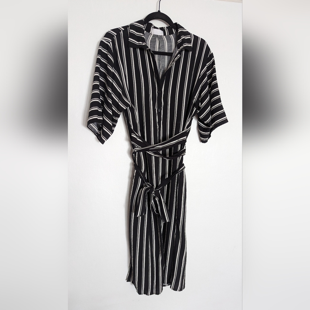 Isalis black vertical striped tie dress M